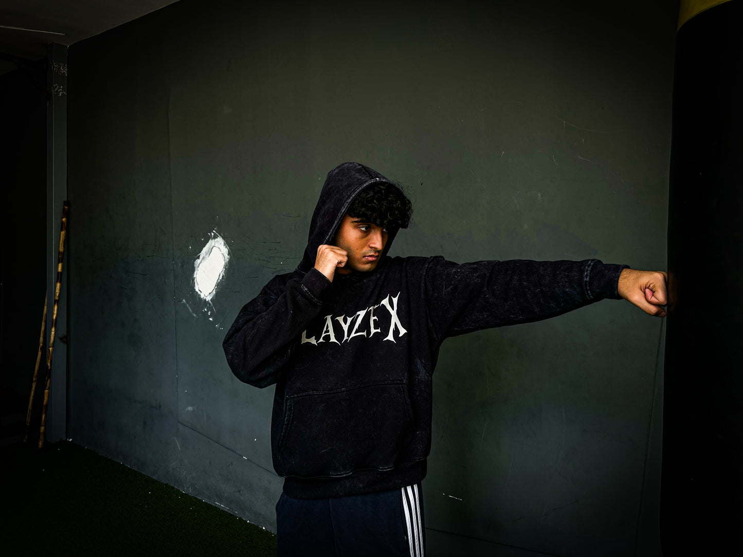 NECRO KNIGHT OVERSIZED HOODIE